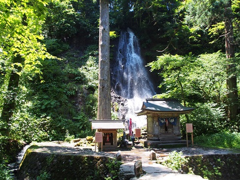 羽黒山・須賀の滝.JPGのサムネール画像